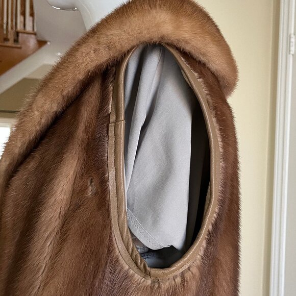 Mink Fur Vest in Cognac Colour - Vintage - Authentic - Picture 10 of 17